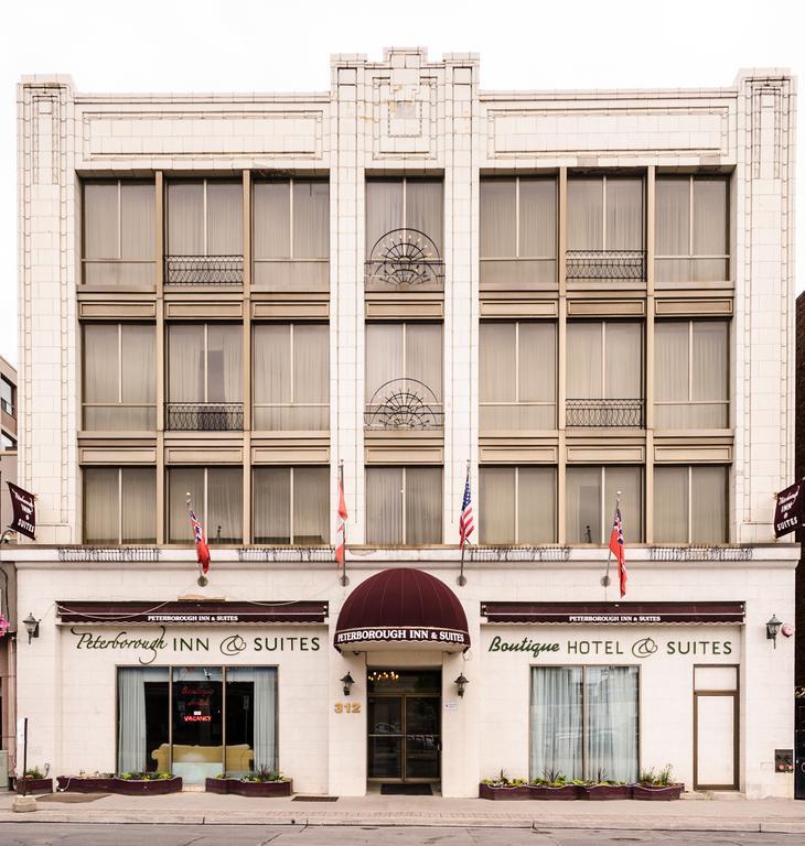 Peterborough Inn & Suites Hotel المظهر الخارجي الصورة
