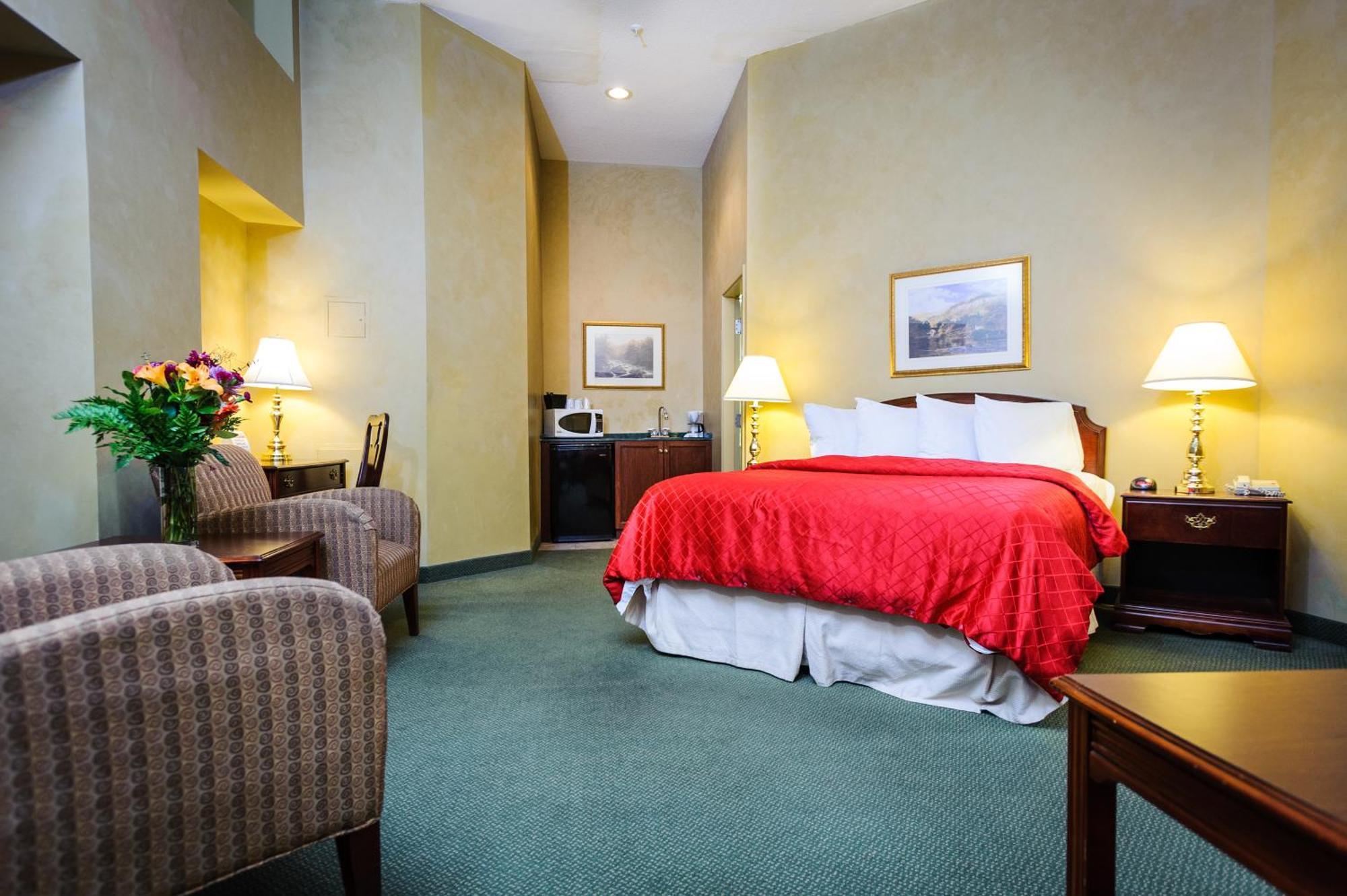 Peterborough Inn & Suites Hotel المظهر الخارجي الصورة